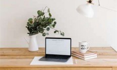 天涯论坛爆料霍建华该红不让几时是个热点！